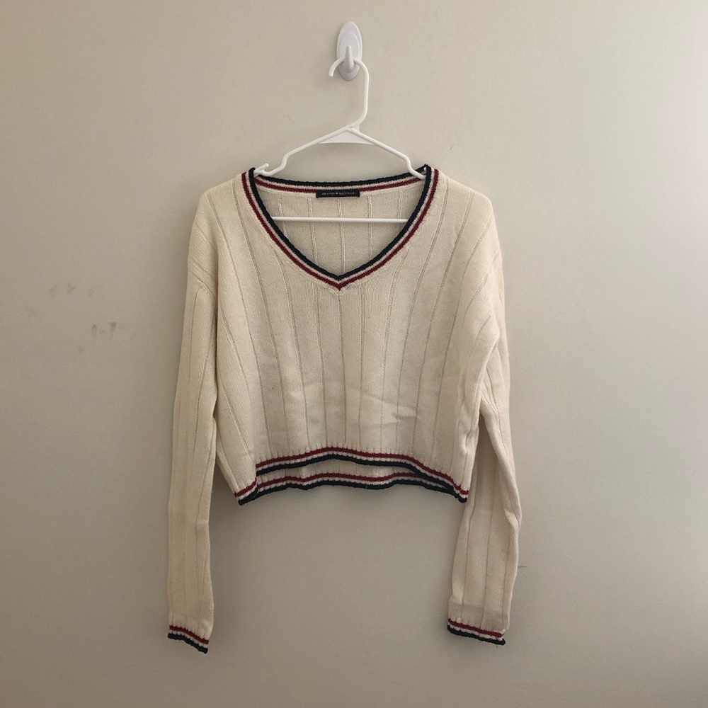 Brandy Melville cropped cream sweater!
